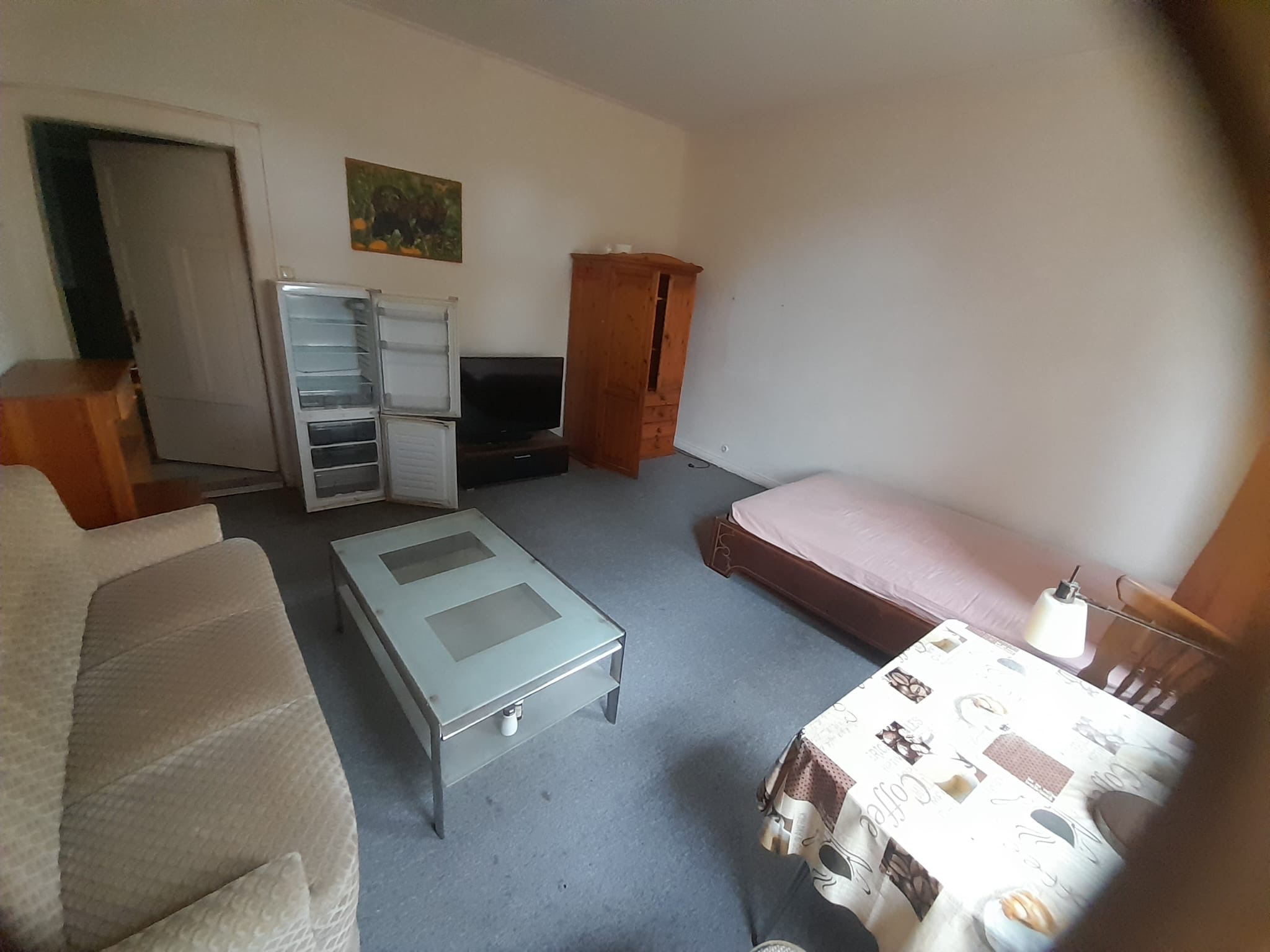 Bright private room in Stade
